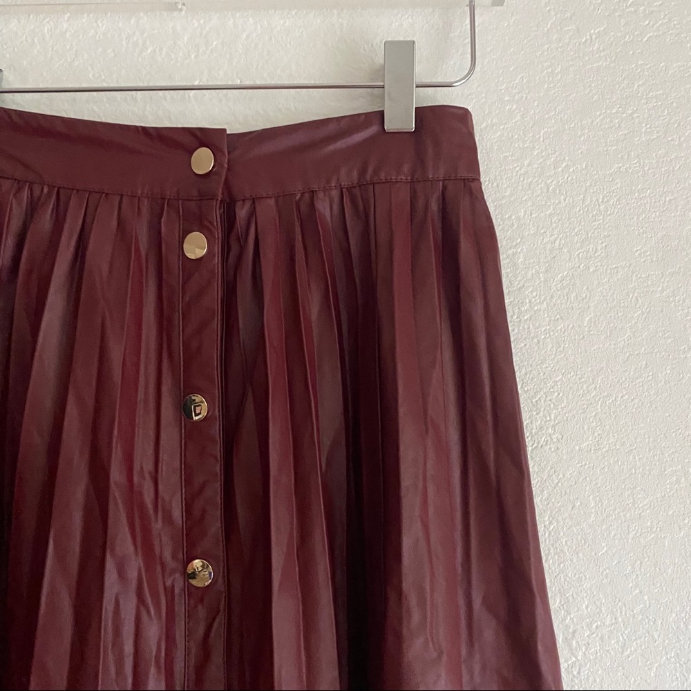 ZARA maroon faux leather pleated midi skirt SMALL